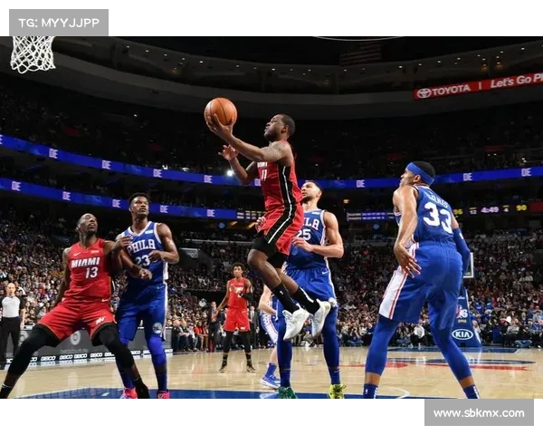 NBA场边摄影揭秘：捕捉瞬间的力量与情感展现